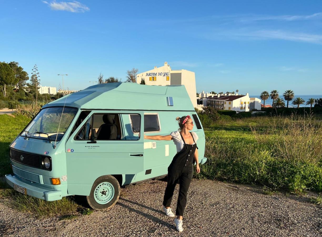 Rent A Blueclassics 's Campervan Vw T3 In Algarve Au Portugal, Tente de luxe Portimão